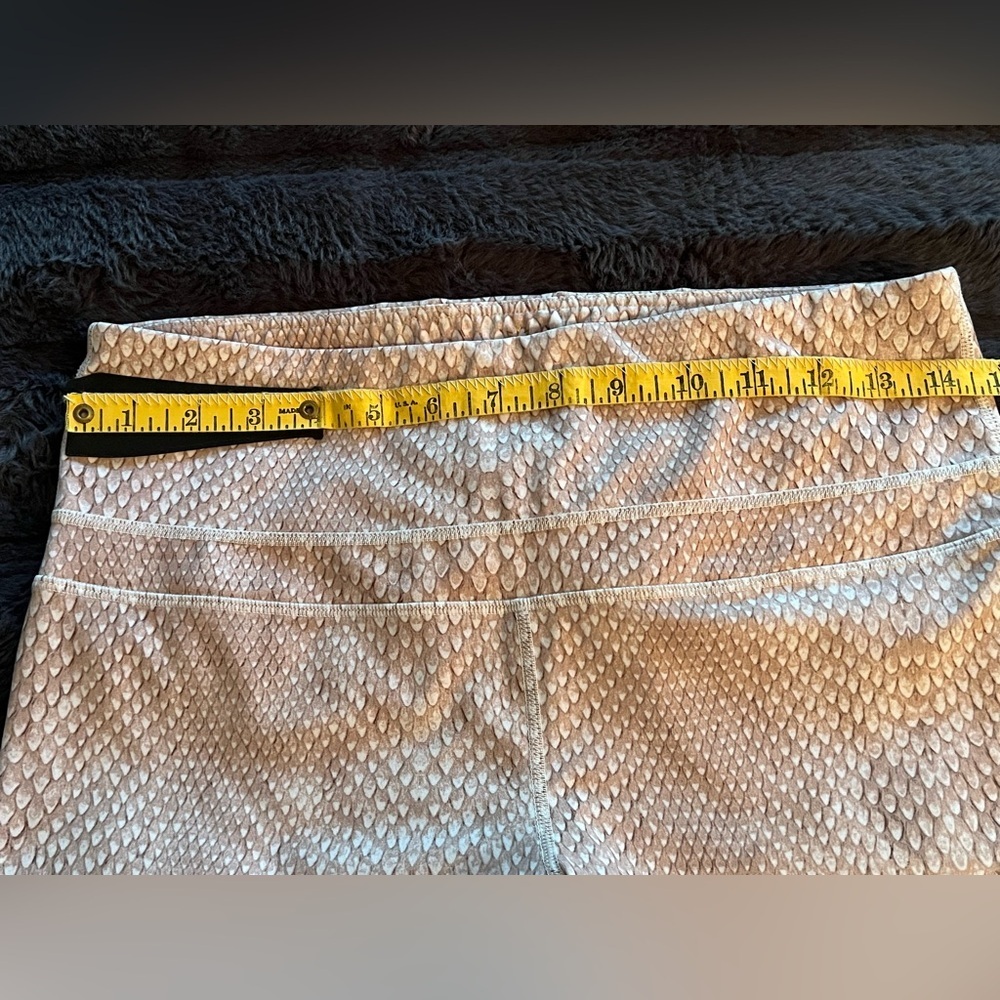 Varley Biona High Rise Legging size M EUC - Picture 9 of 11